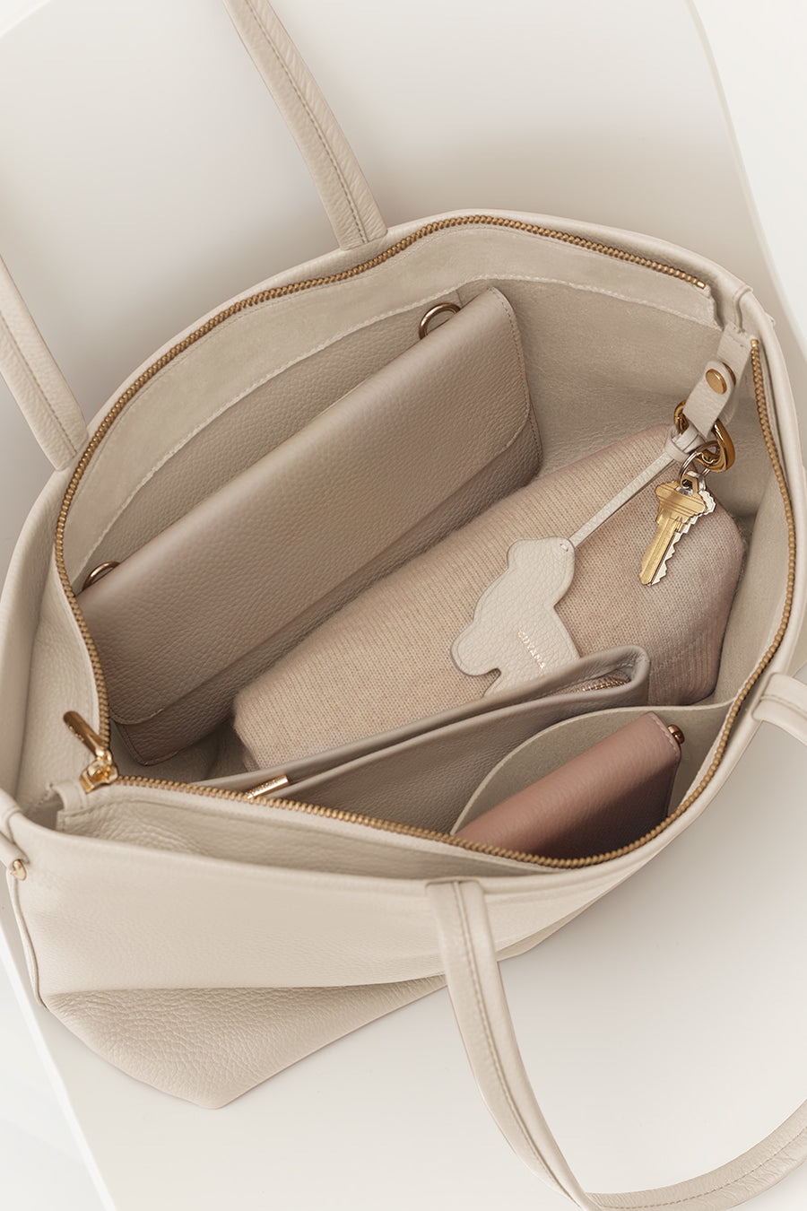 Small Easy Zipper Tote Ecru / One Size