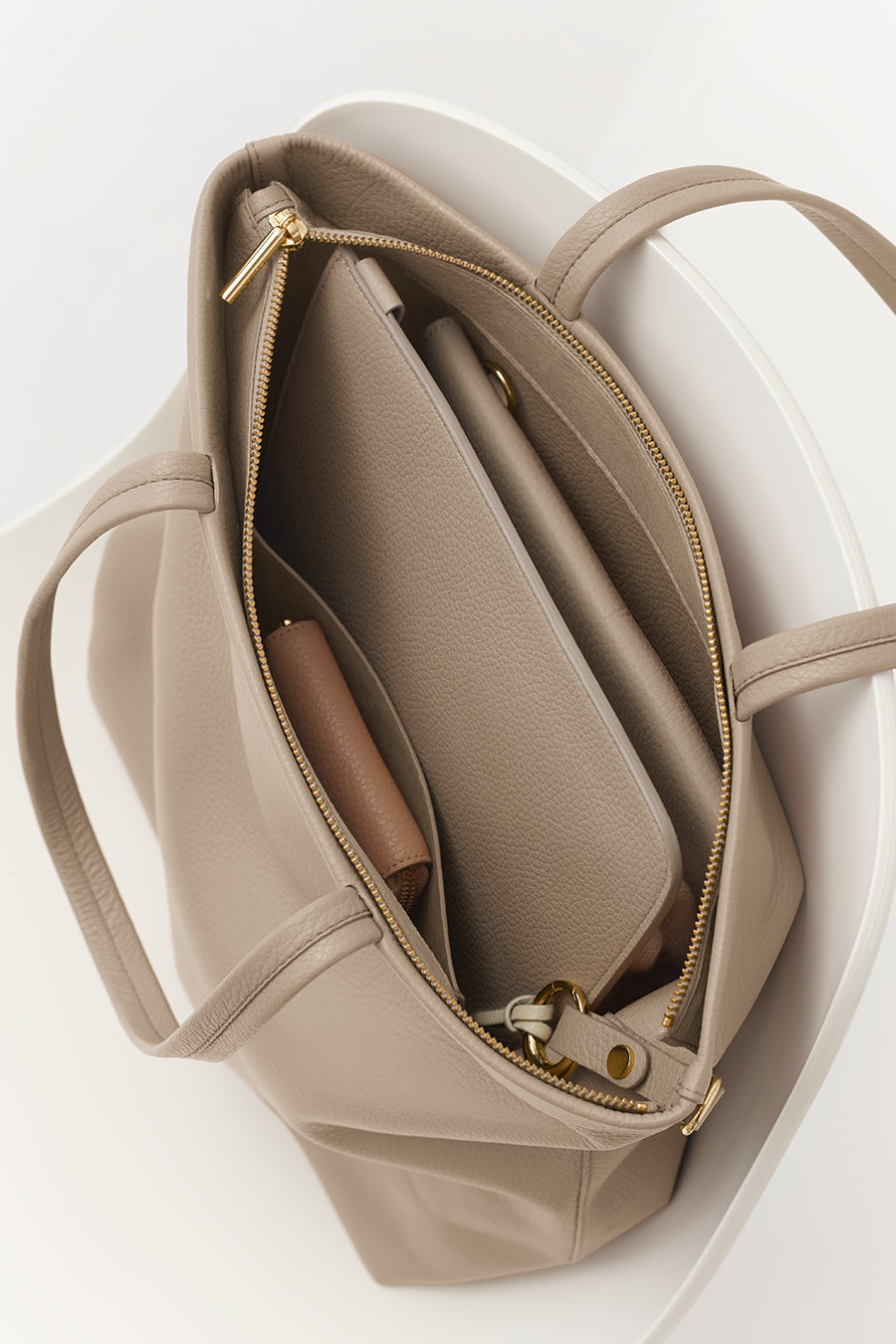 Tall Easy Zipper Tote Stone / One Size