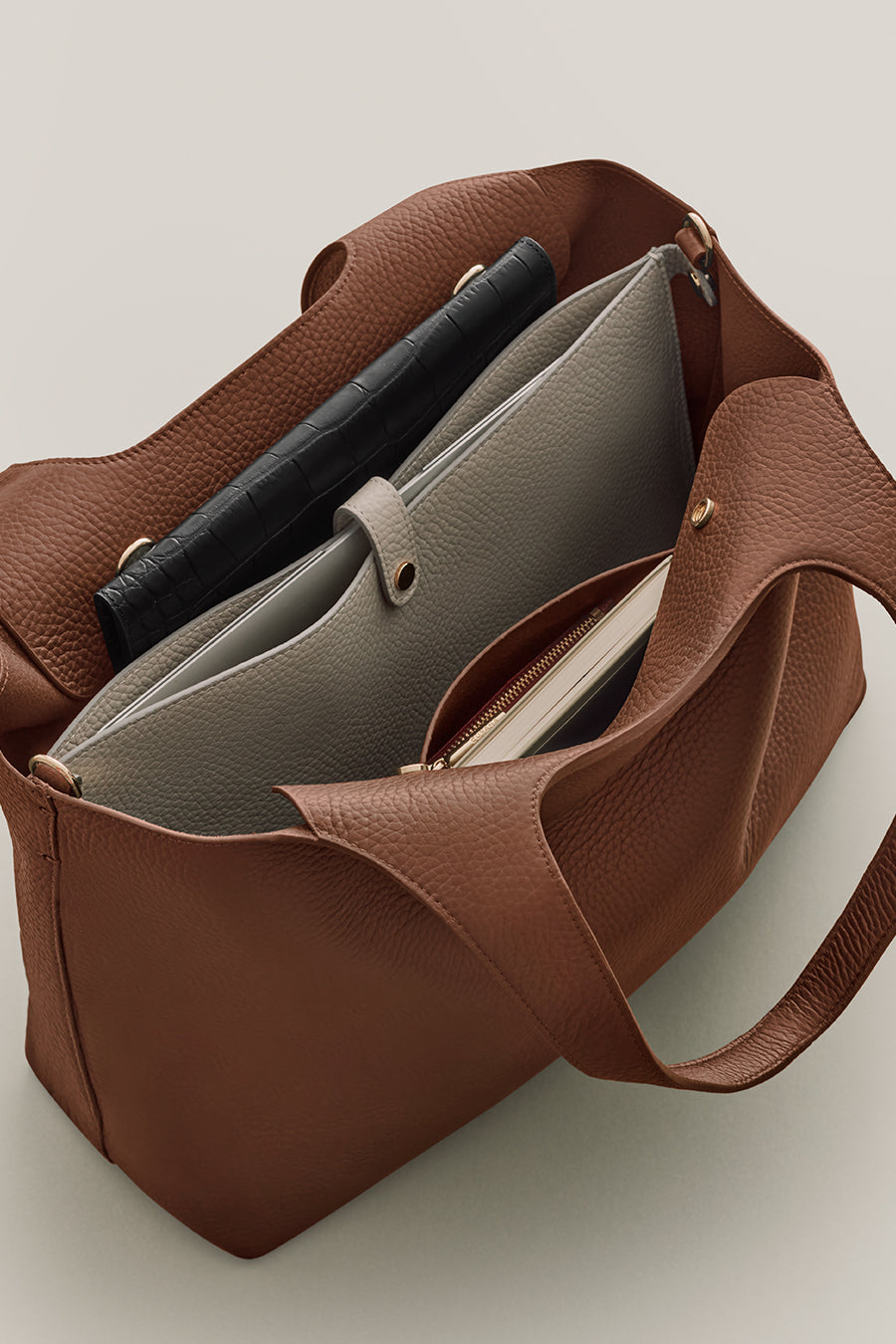 System Tote 16-inch Dark Chestnut / One Size