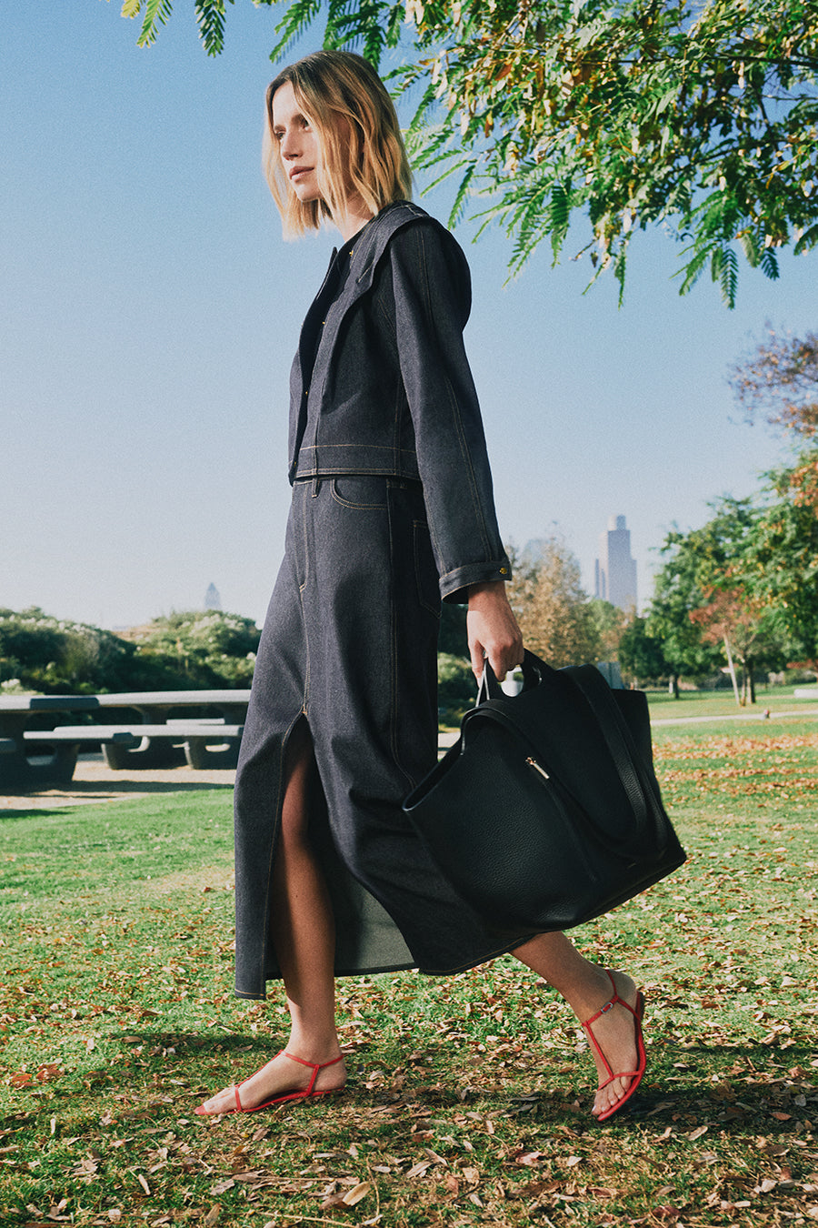 Light Sculpted Jacket Indigo / Medium