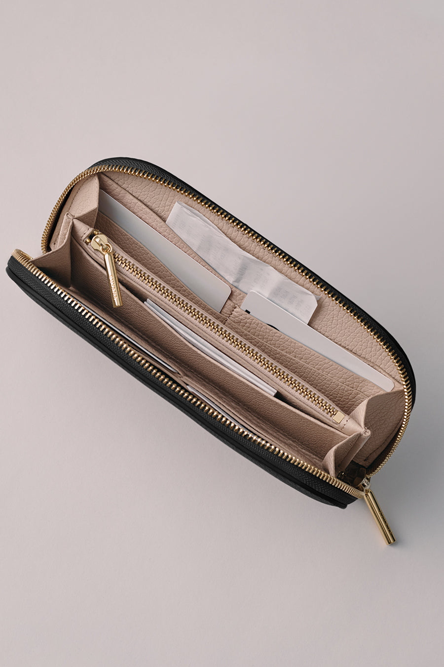Curved Zip Wallet Black / One Size