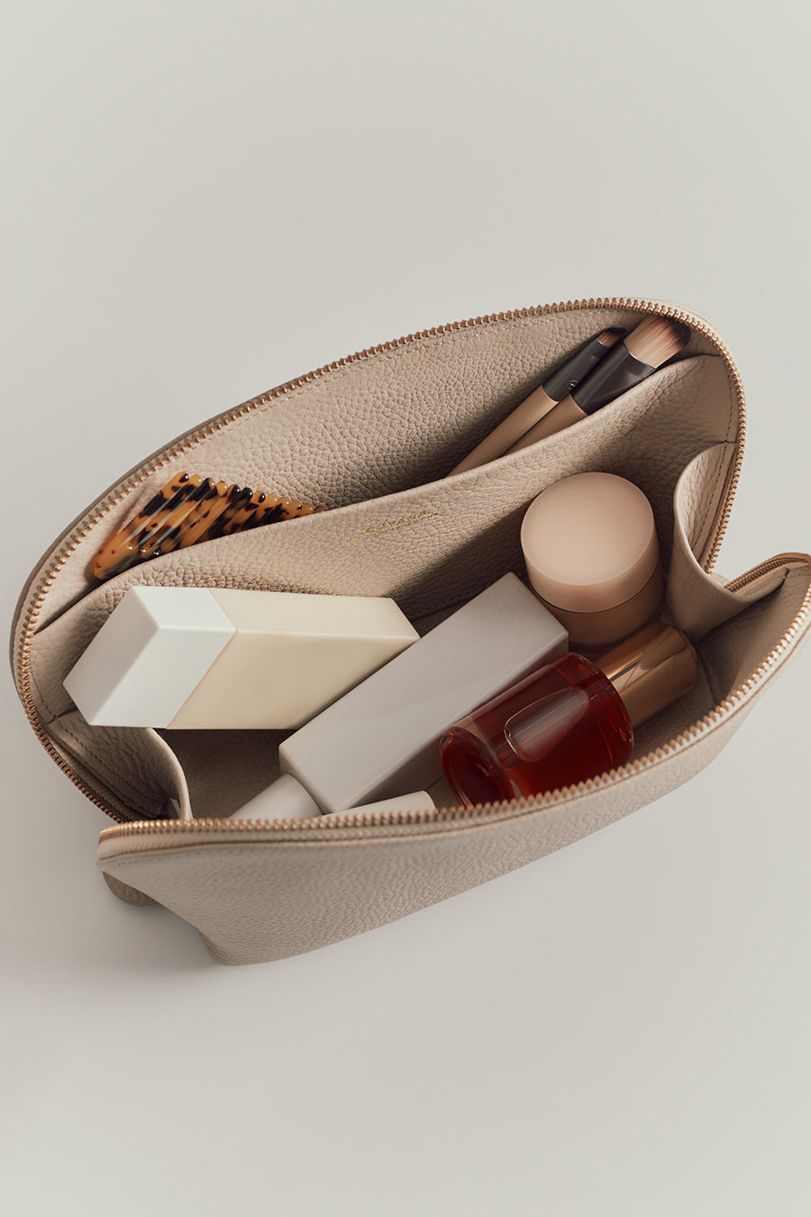 Medium Travel Case Stone / One Size