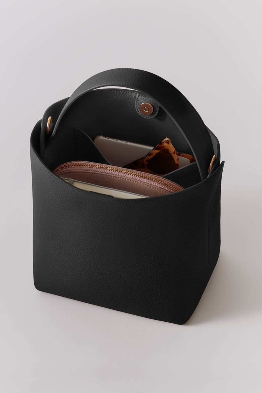 Linea Bucket Bag Black / One Size