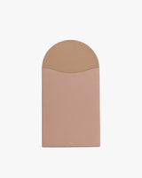 Arched mouse pad with a rounded top edge