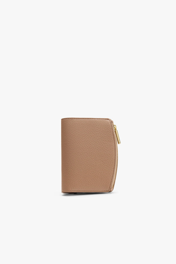 Passport Wallet Cappuccino / One Size