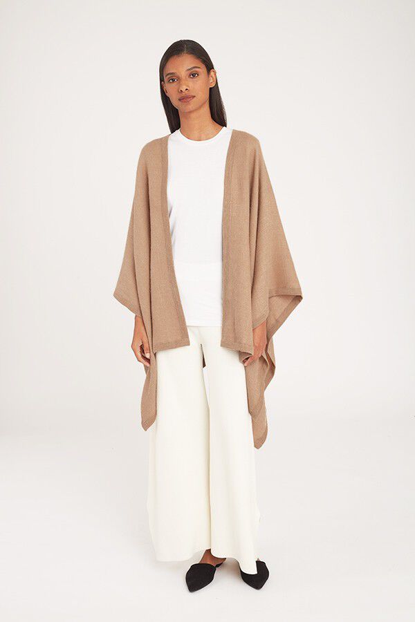 Baby Alpaca Square Edge Cape Camel / One Size