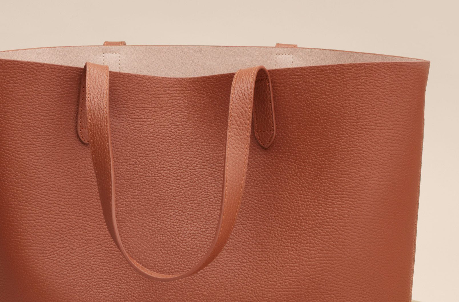 Classic Structured Leather Tote Cuyana