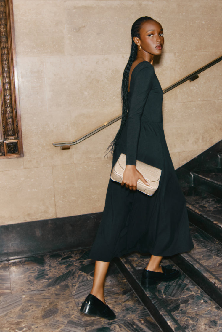 The Concertina Shoulder Bag – Cuyana The Concertina Shoulder Bag – Cuyana