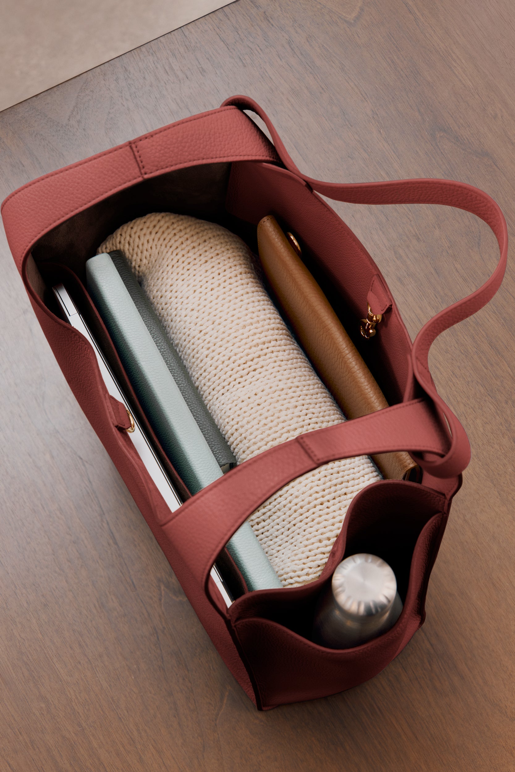 Dark Terracotta / One Size