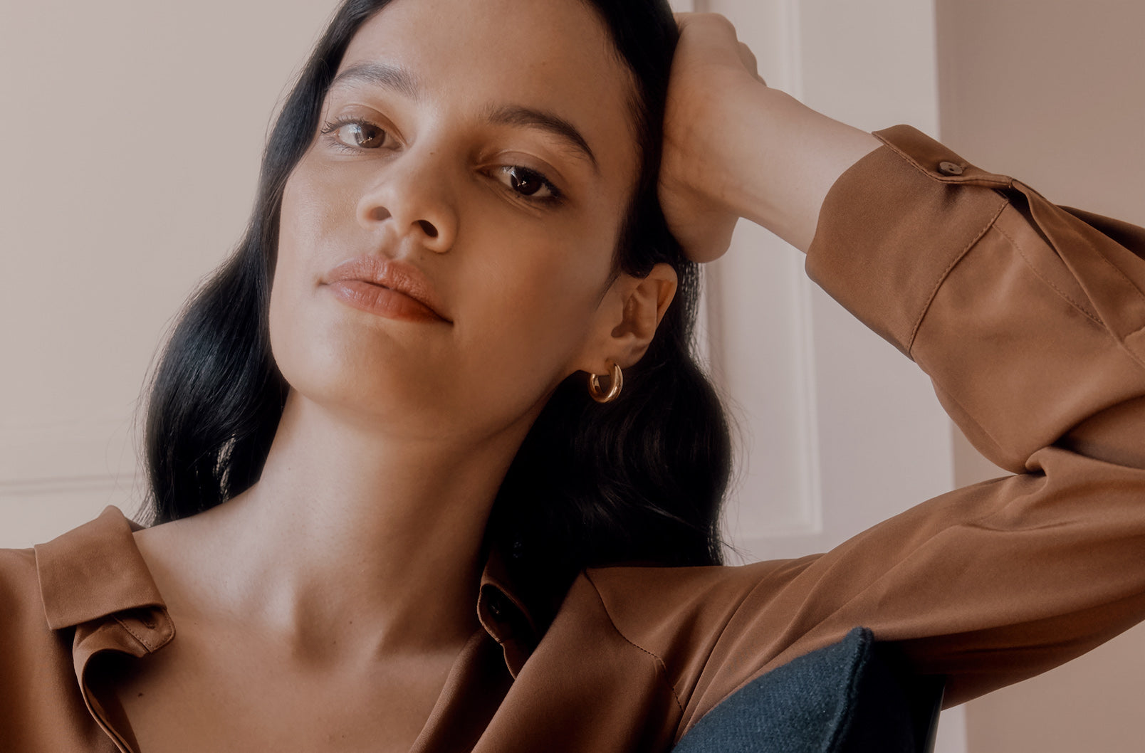 【CUYANA】☆お洒落☆ Celestia Hoop Earrings Mini Celestia Hoop Earrings – Cuyana