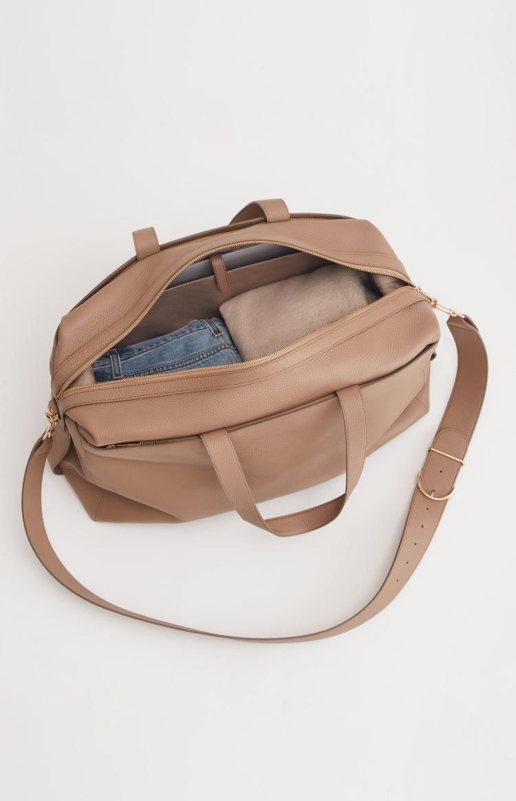Portronics Encase 103 Laptop Bag for 15.6 Inch (39.6 cm) Laptops, Water  Resistant Design, Professional Office Bag with Vegan PU Leather Handle,  Briefcase Messenger Travel Bags for Men & Women (Black) :