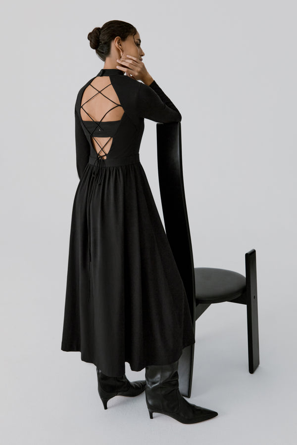 Black / Large