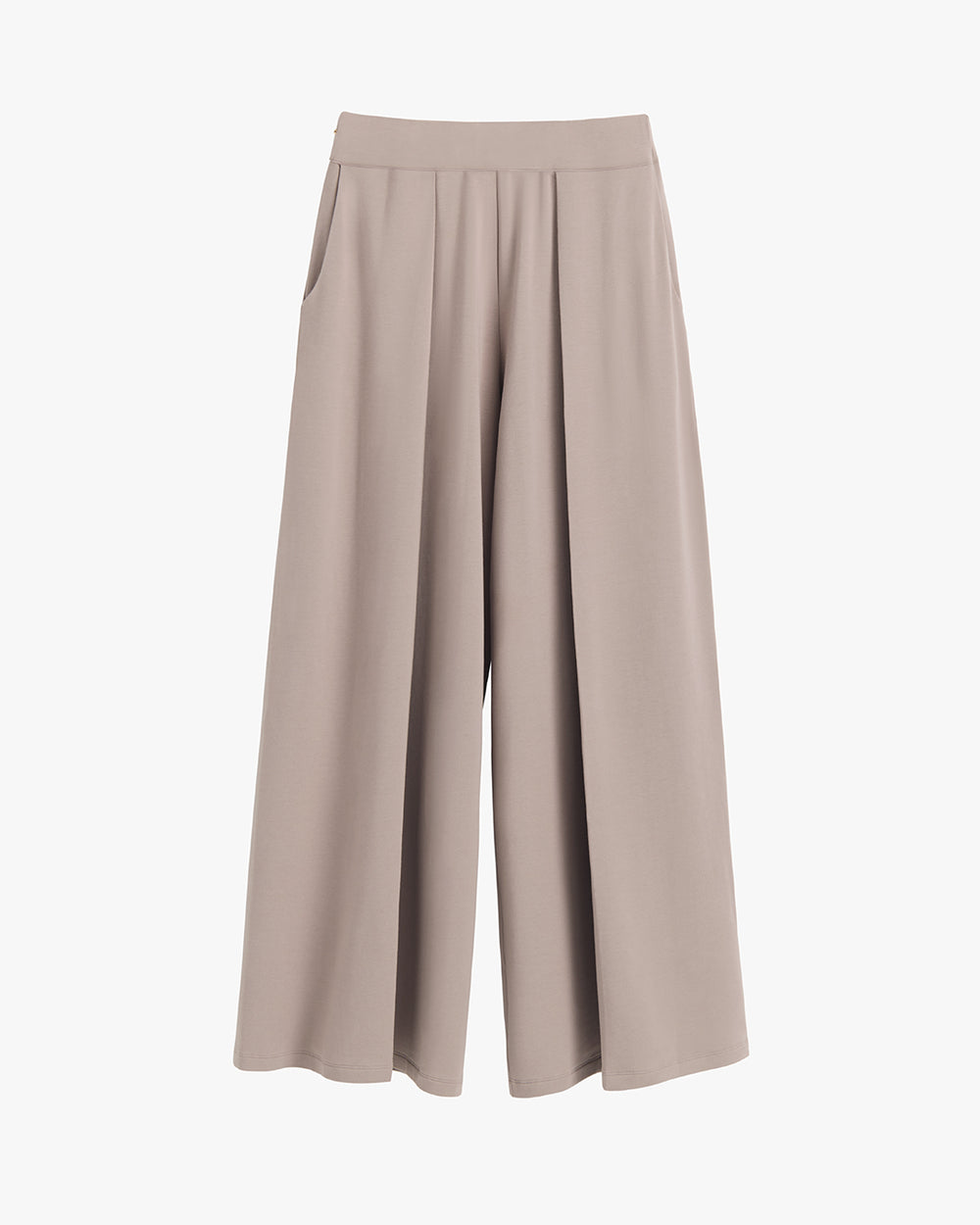 Wide-leg trousers with an elastic waistband and side pockets.