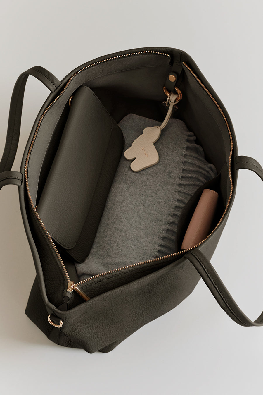 Dark Olive / One Size