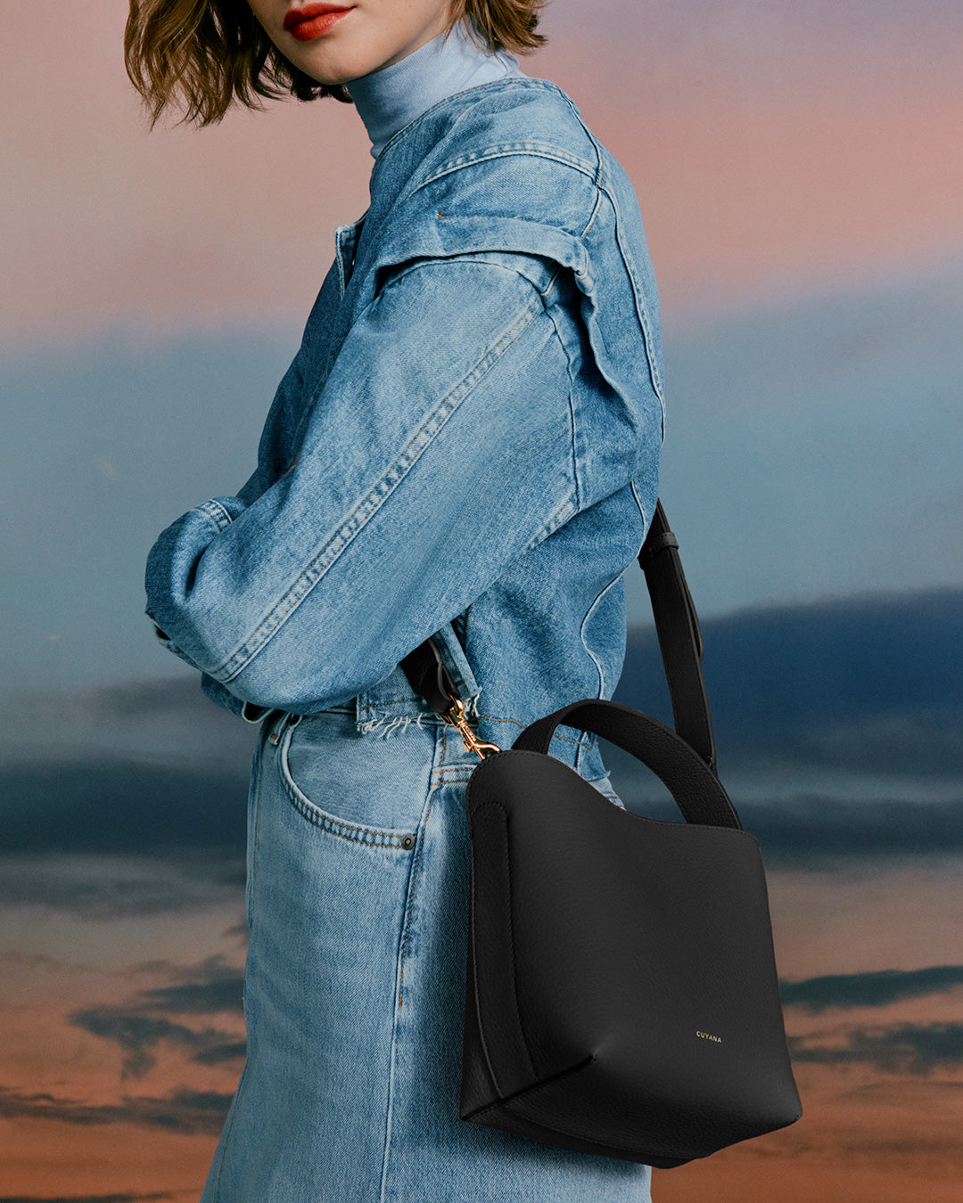 Cuana Mini Linea Bucket Bag – Cuyana