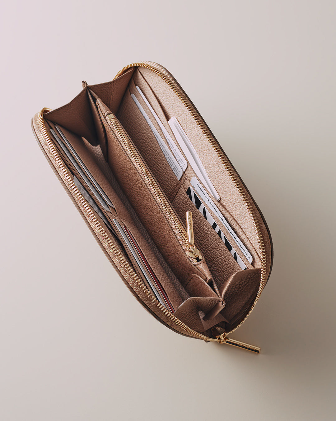 激安ショップ 食品 Wallets – Cuyana 小物