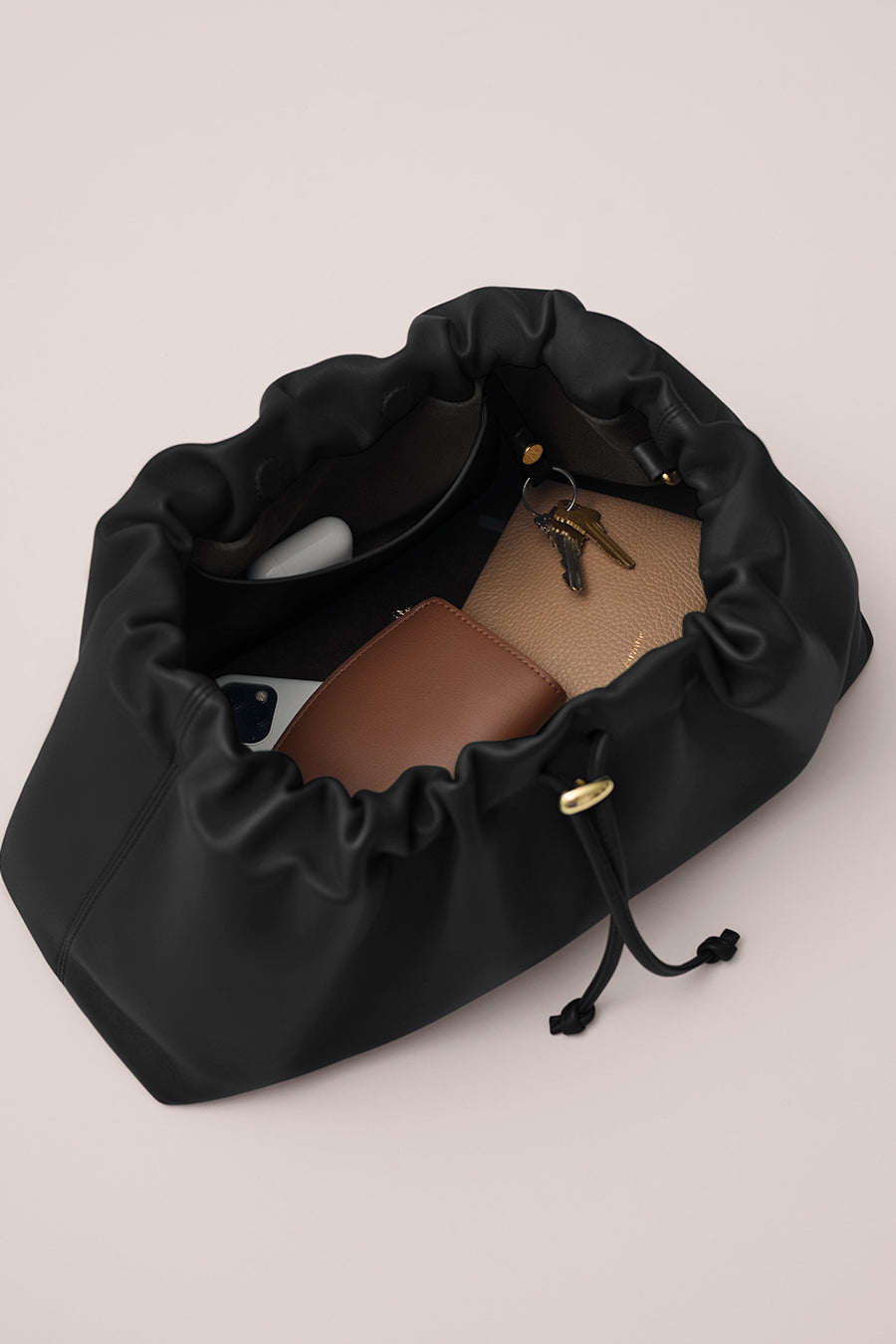 Black / One Size
