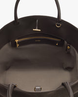 Open handbag with zipper pocket inside
