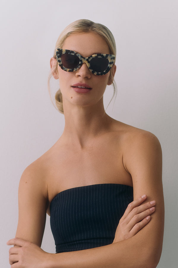 Cream Tortoise / One Size