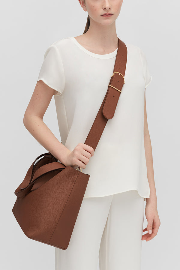 Dark Chestnut / One Size