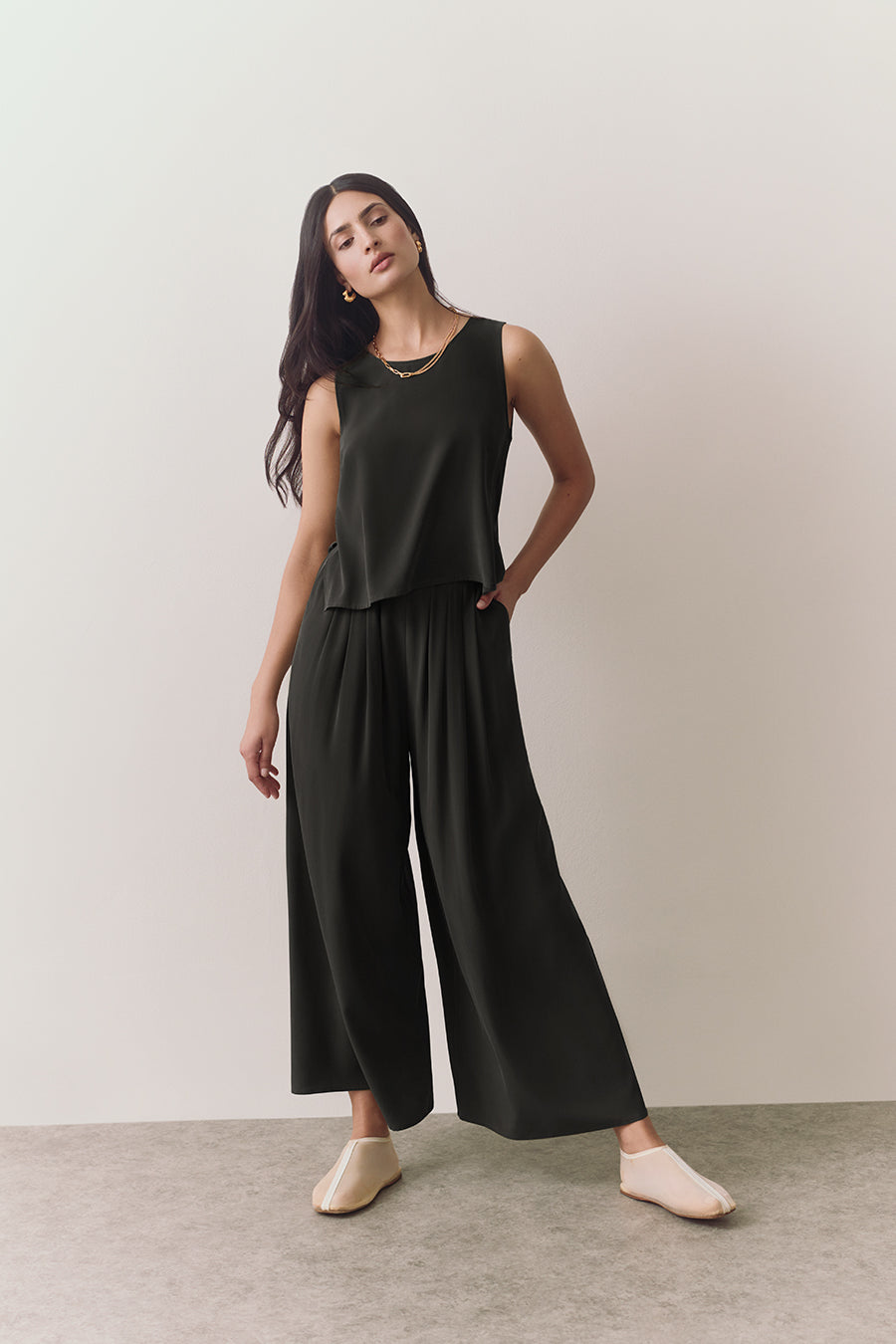 Black / Small