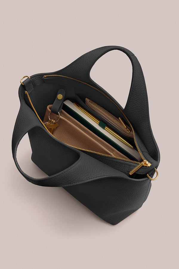 Black / One Size