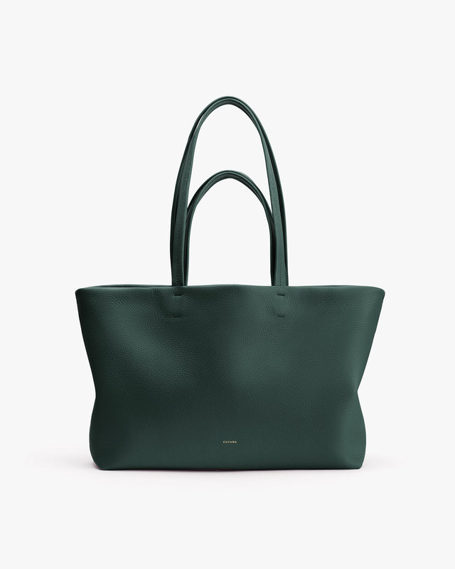 Tote bag with double handles, plain surface.
