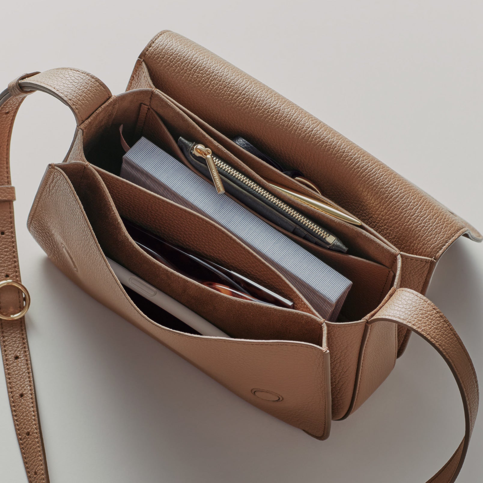 Cuyana camera outlet bag