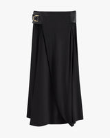 Skirt with draped design and buckle at the waist.