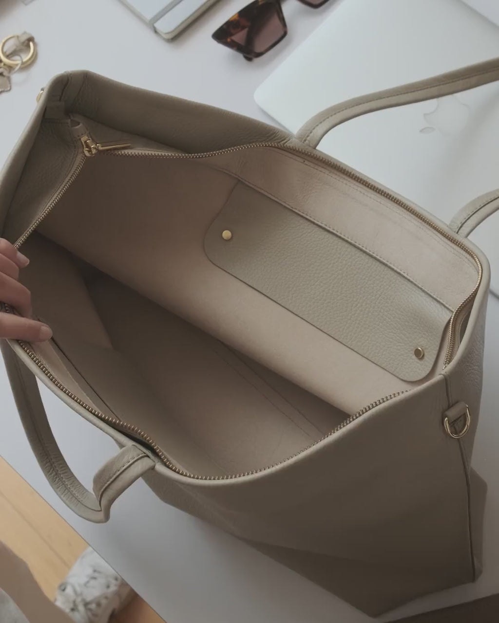 Cuyana（クヤナ）Classic Tote・Insert・Tech Case Classic Easy Tote Insert – Cuyana