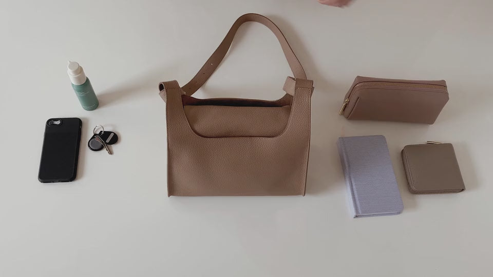 Cuyana double loop bag : r/handbags