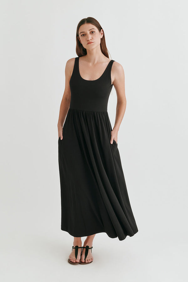 Black / Large