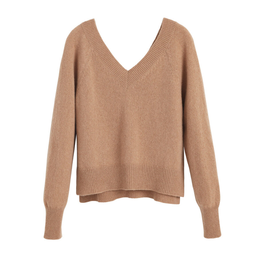 Luxury Collection Pure Cashmere Contemporary Fit V-neck Sweater with Tipping