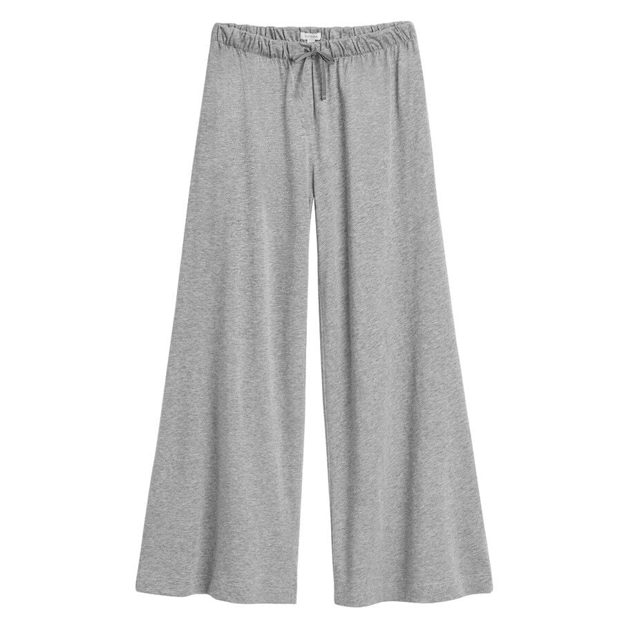 Pair of wide-legged pants with an elastic waistband